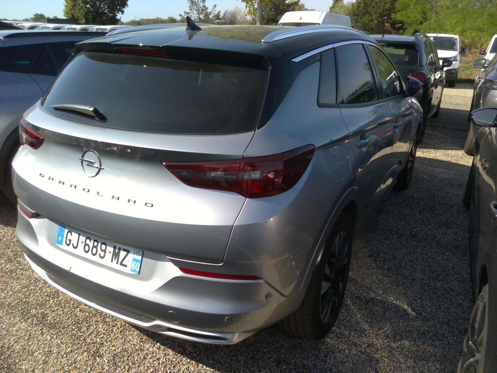Opel Grandland Hybrid4 300 ch AWD BVA8 Ultimate 2022