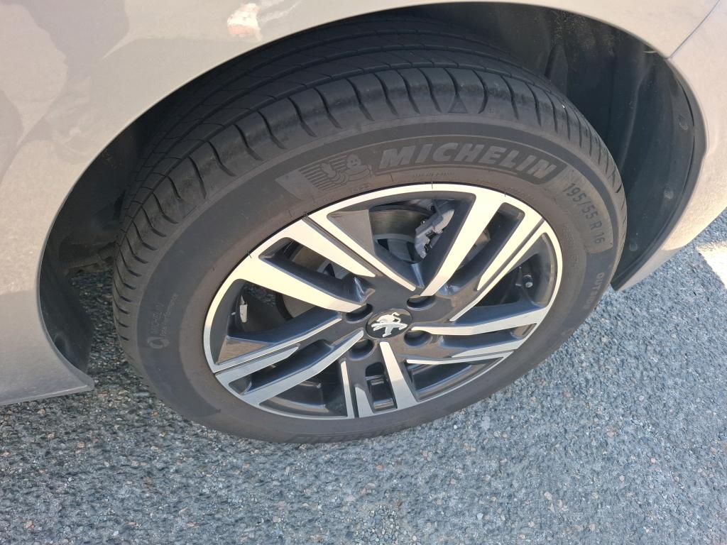 Peugeot 208 PureTech 100 S&S BVM6 Allure 2022
