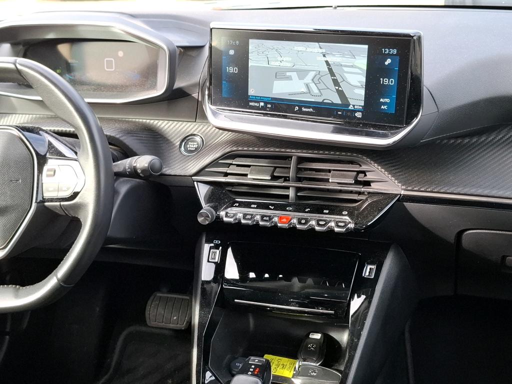 Peugeot 2008 BlueHDi 130 S&S EAT8 Allure Pack 2021