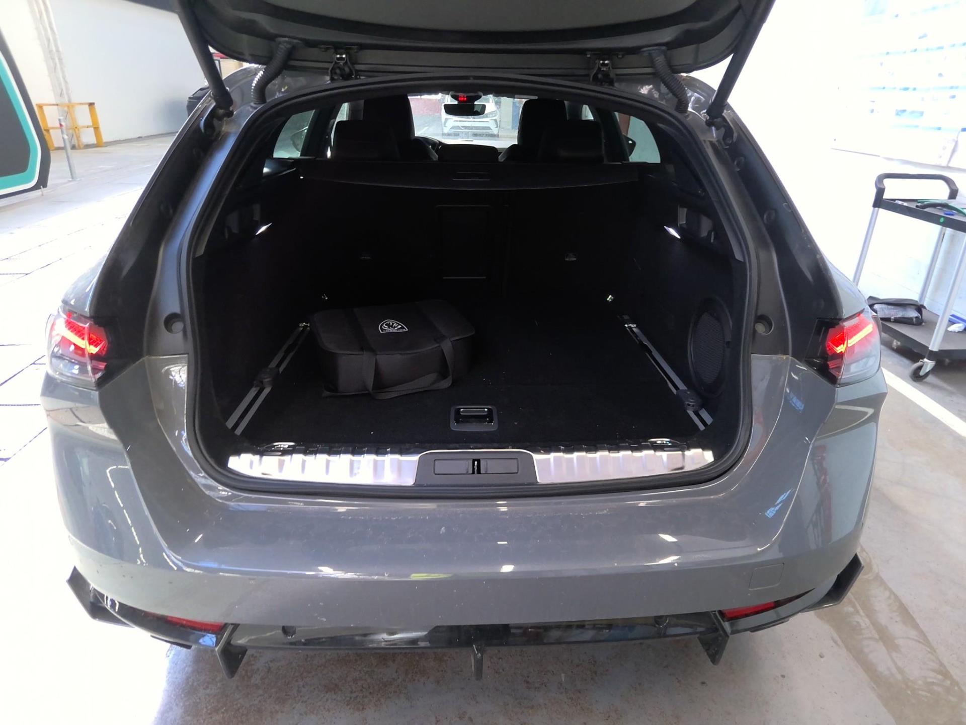 Peugeot 508 SW Hybrid4 360 e-EAT8 Peugeot Sport Engineered  2023