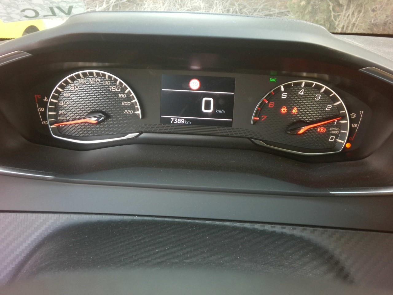 Foto Peugeot 208 5