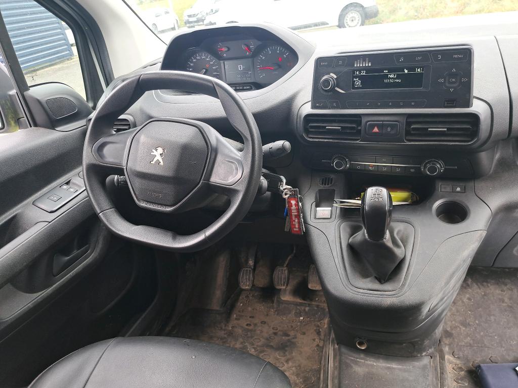 Peugeot PARTNER FOURGON STANDARD 650 KG BLUEHDI 100 S&S BVM5 PREMIUM 2019