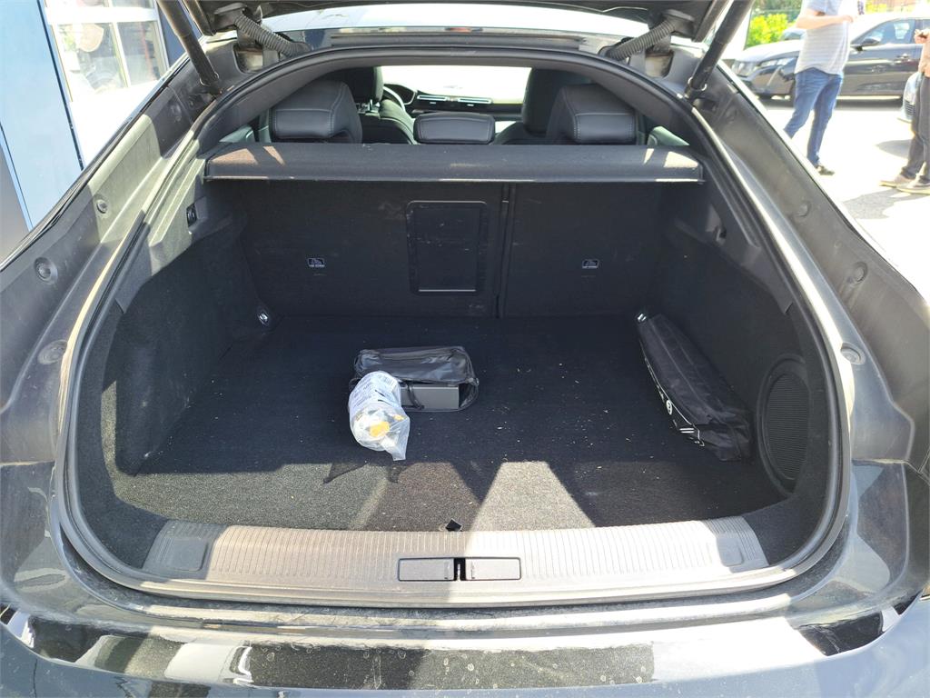 Peugeot 508 Hybrid4 360 e-EAT8 Peugeot Sport Engineered  2021