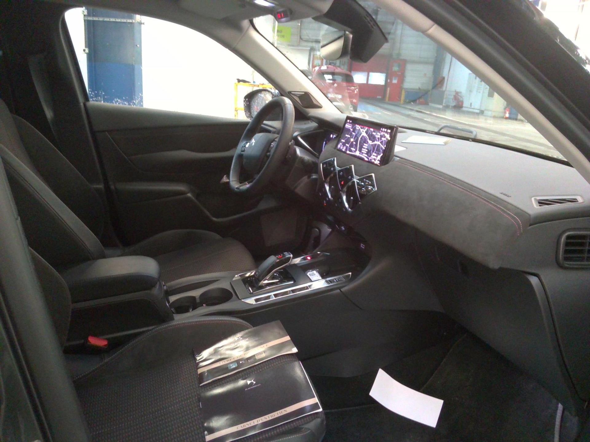 DS DS3 Crossback PureTech 130 EAT8 Performance Line+ 2023