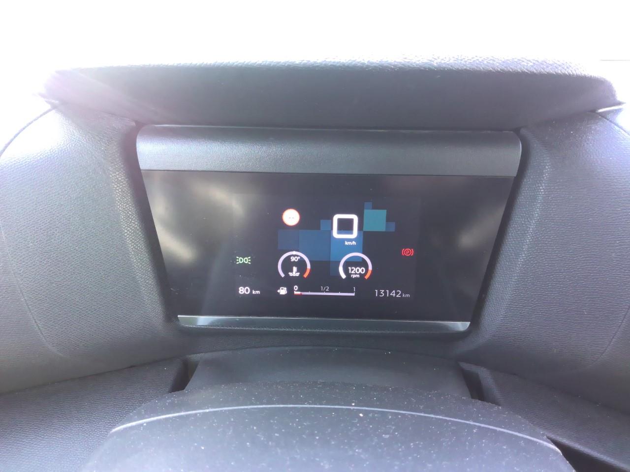 Foto Citroën C4 X 5