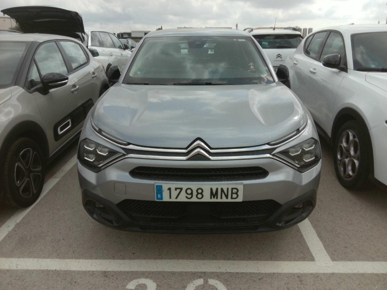 Foto Citroën C4 X 8