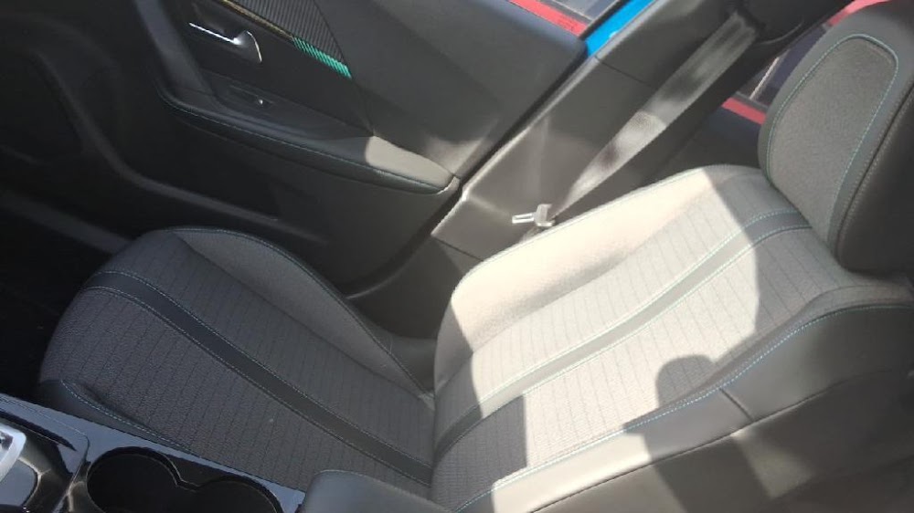Foto Peugeot 2008 9