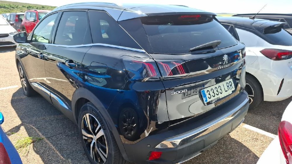 Foto Peugeot 3008 Hybrid 6