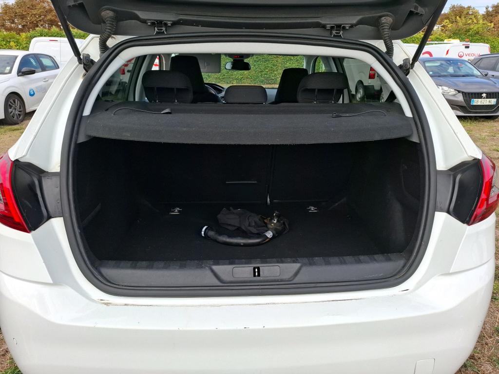 Peugeot 308 BlueHDi 130ch S&S EAT8 Allure Business 2021