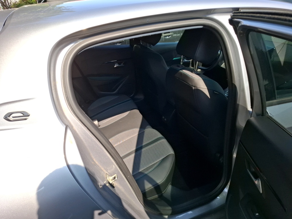 Peugeot 208 Electrique 50 kWh 136ch Allure Business 2021