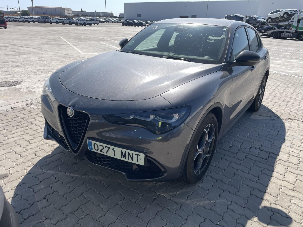 Foto Alfa Romeo Stelvio 2