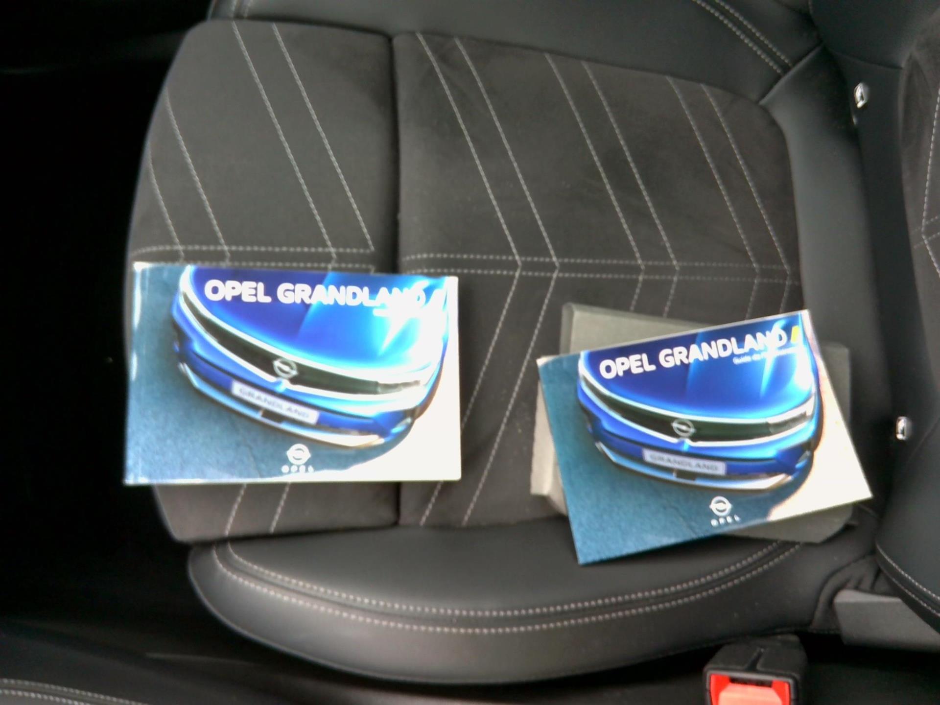 Opel Grandland Hybrid4 300 ch AWD BVA8 Ultimate 2022