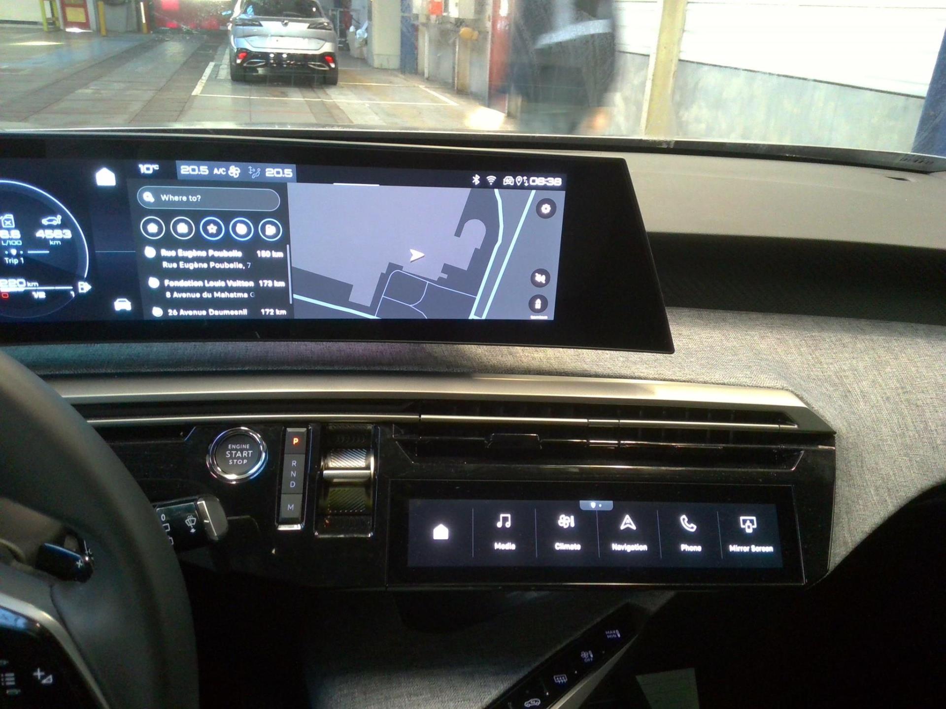 Peugeot 5008 Hybrid 136 e-DCS6 Allure 2024