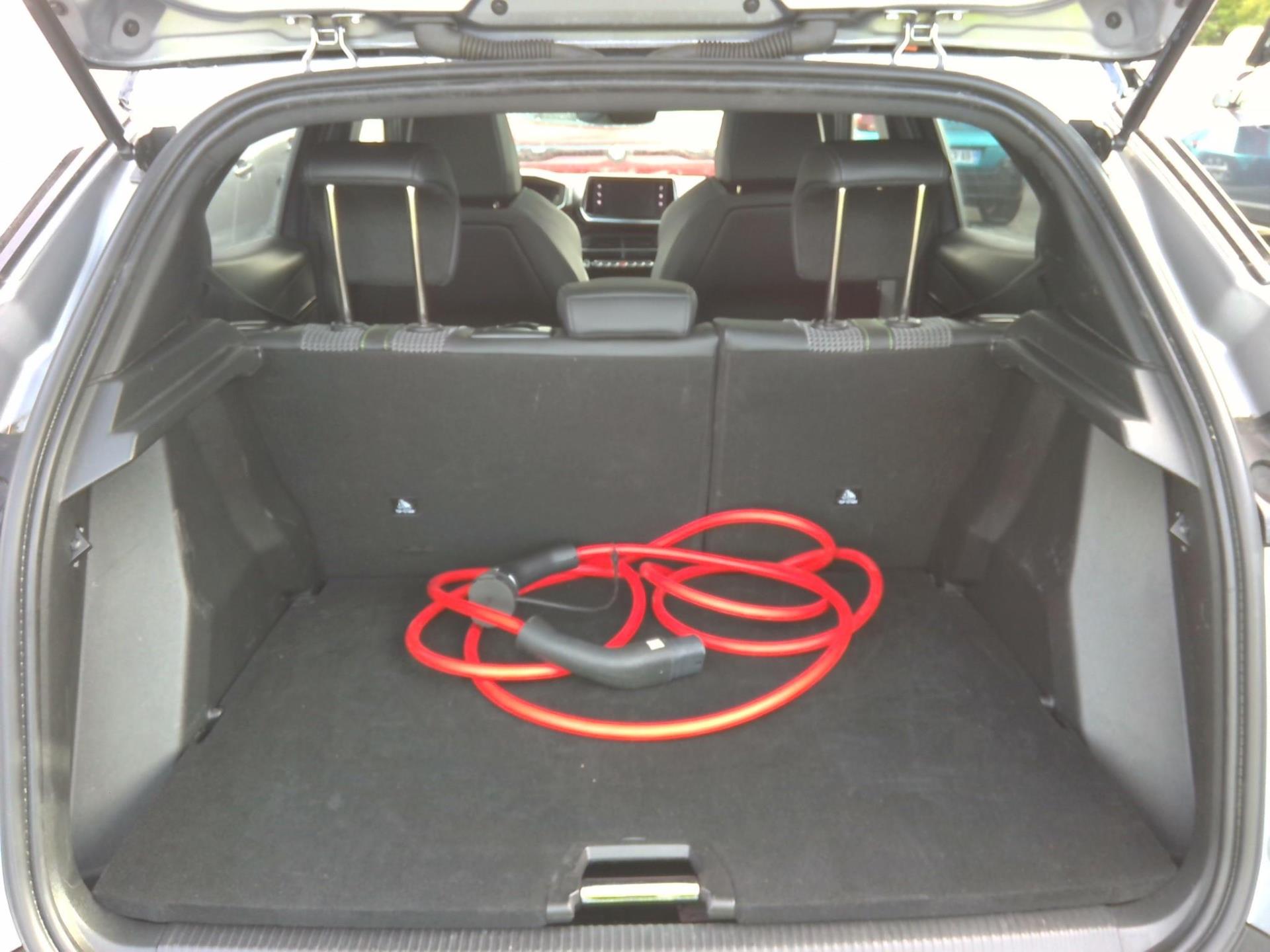 Peugeot 2008 Electrique 136 ch GT 2023