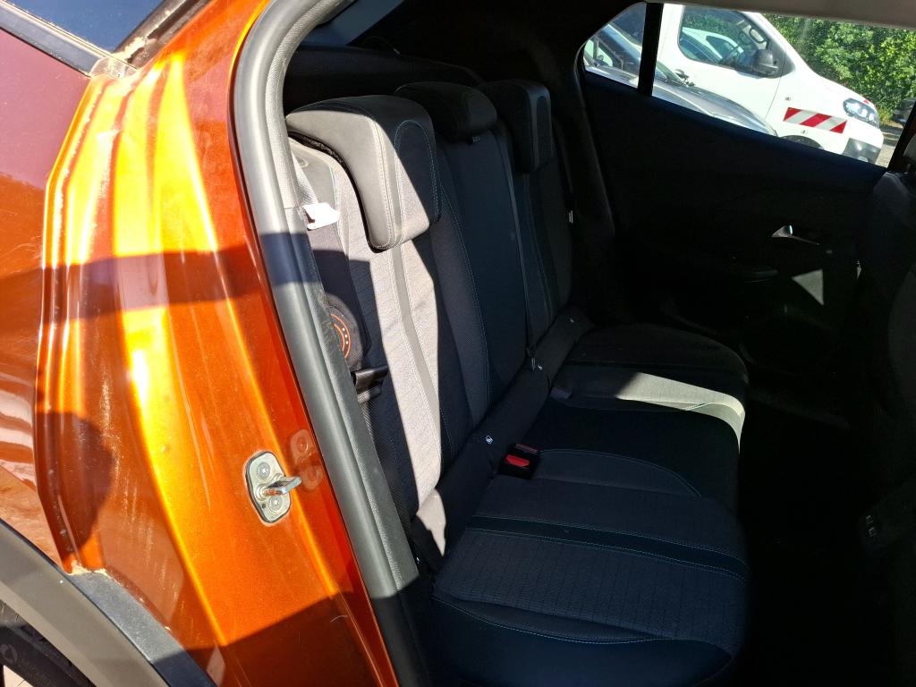 Peugeot 2008 BlueHDi 130 S&S EAT8 Allure 2021