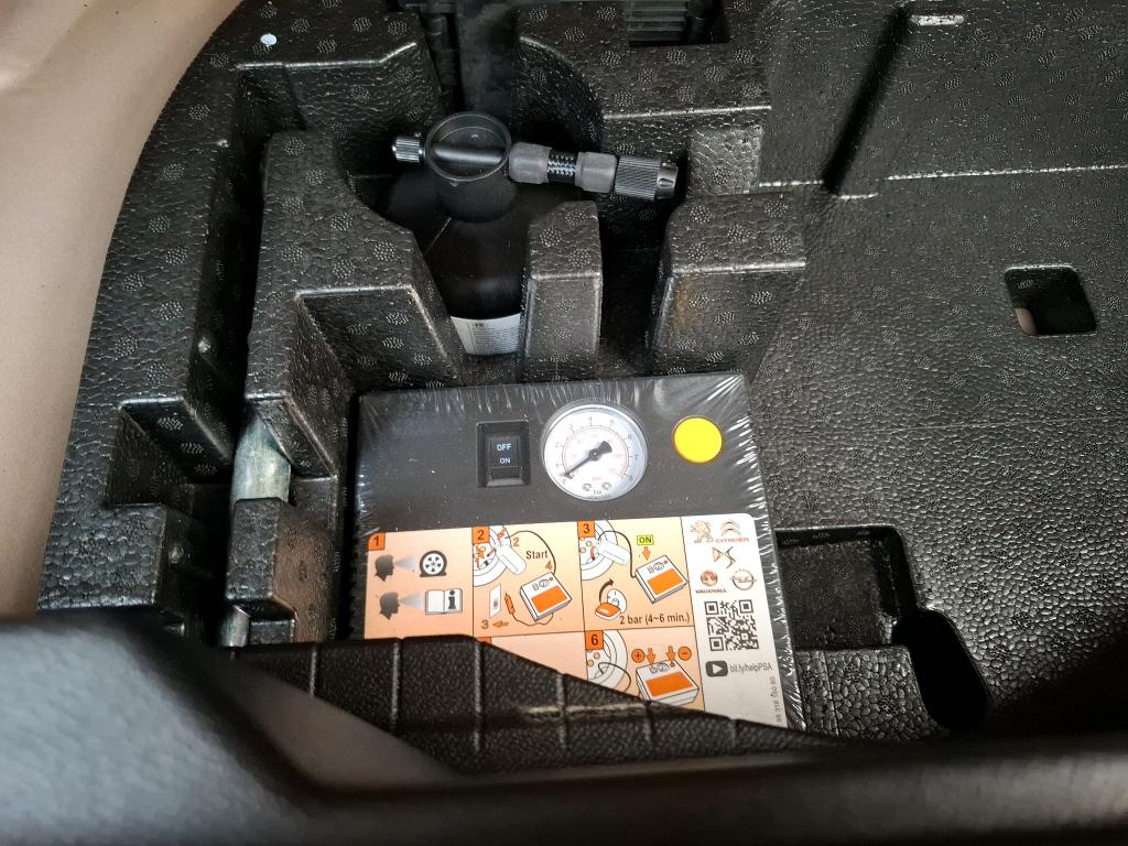 Peugeot 2008 Electrique 136 ch Allure 2022