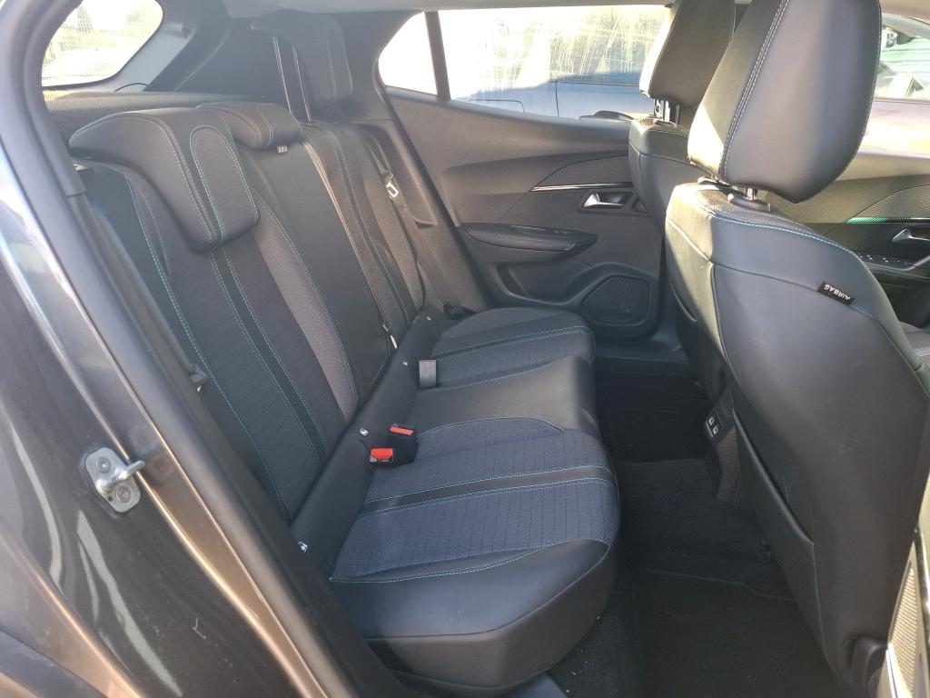 Peugeot 2008 BlueHDi 130 S&S EAT8 Allure Business 2021