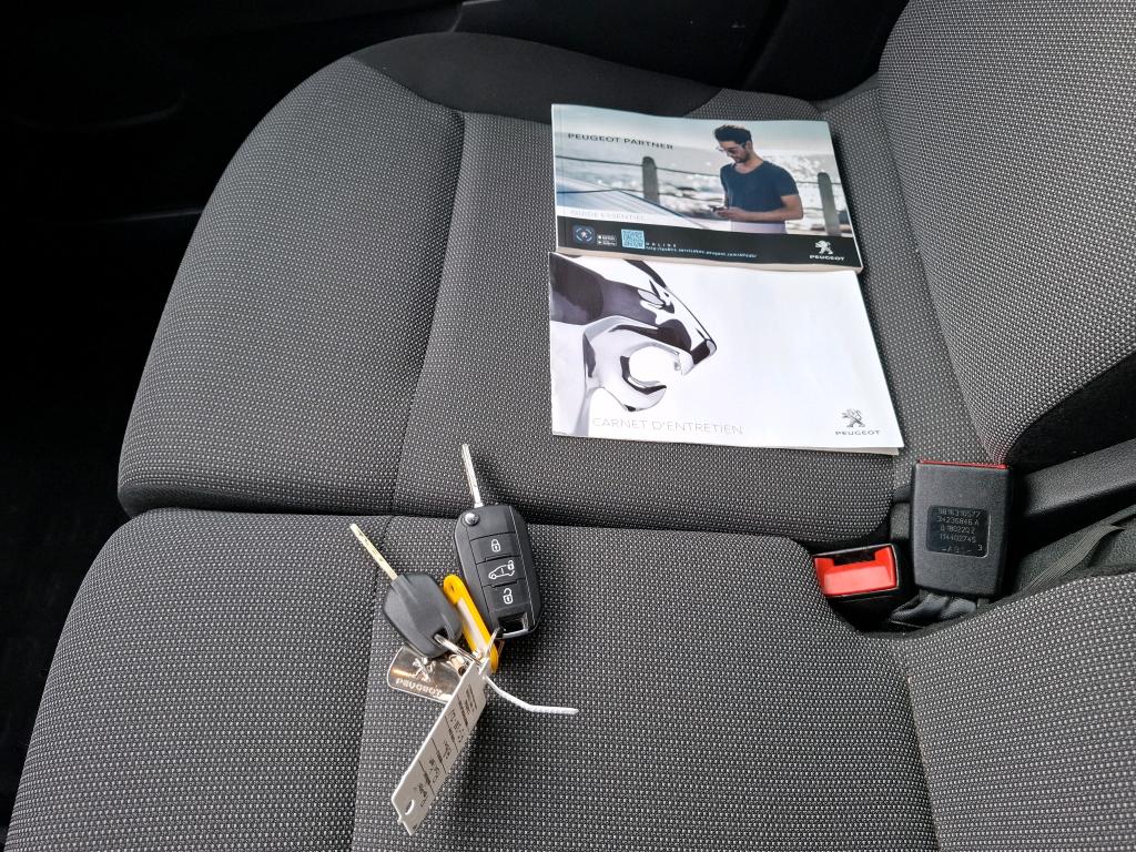 Peugeot PARTNER FOURGON LONG 950 KG BLUEHDI 100 S&S BVM5 PREMIUM 2020