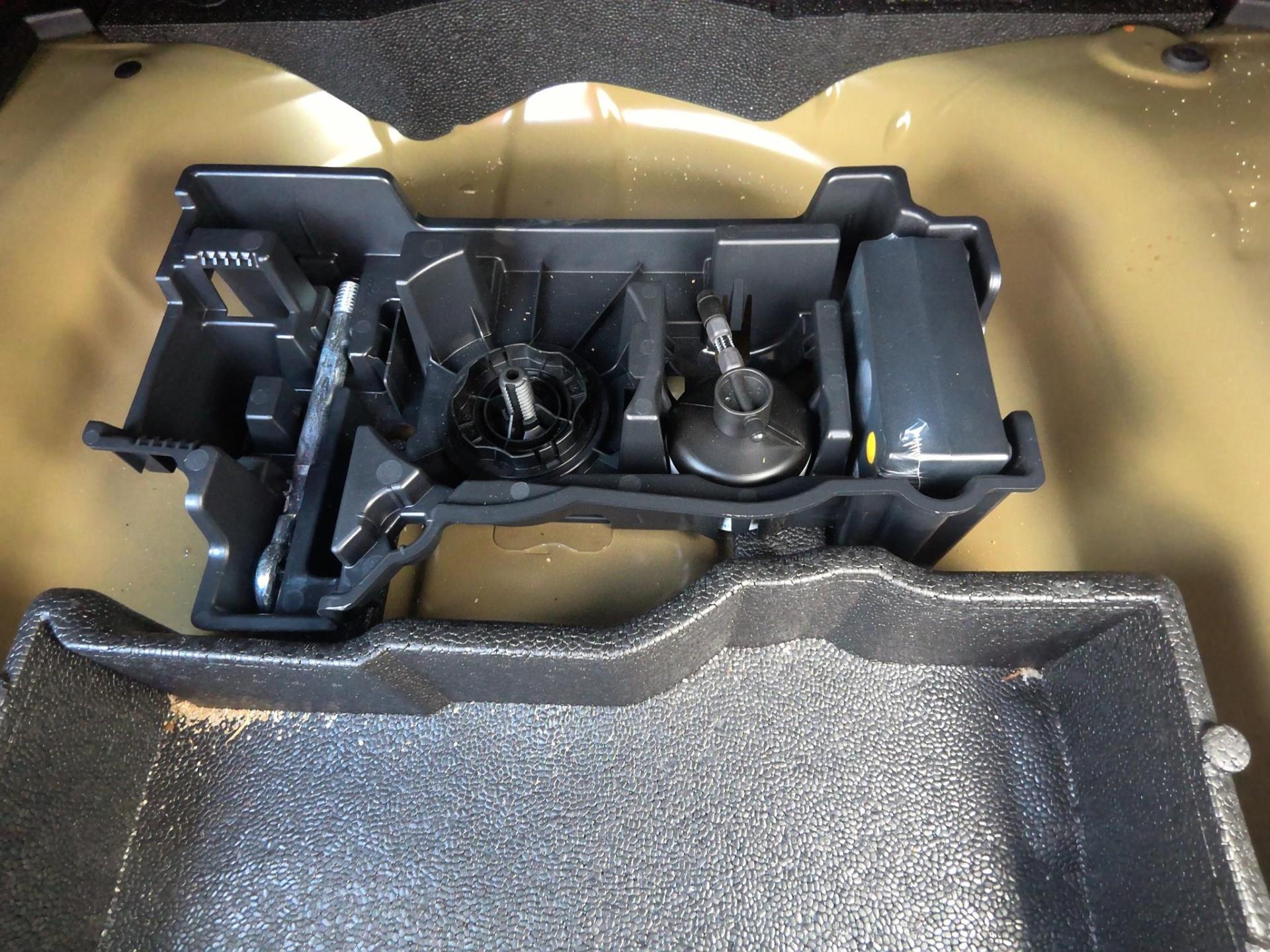 Peugeot 2008 Hybrid 136 e-DCS6 Style 2025
