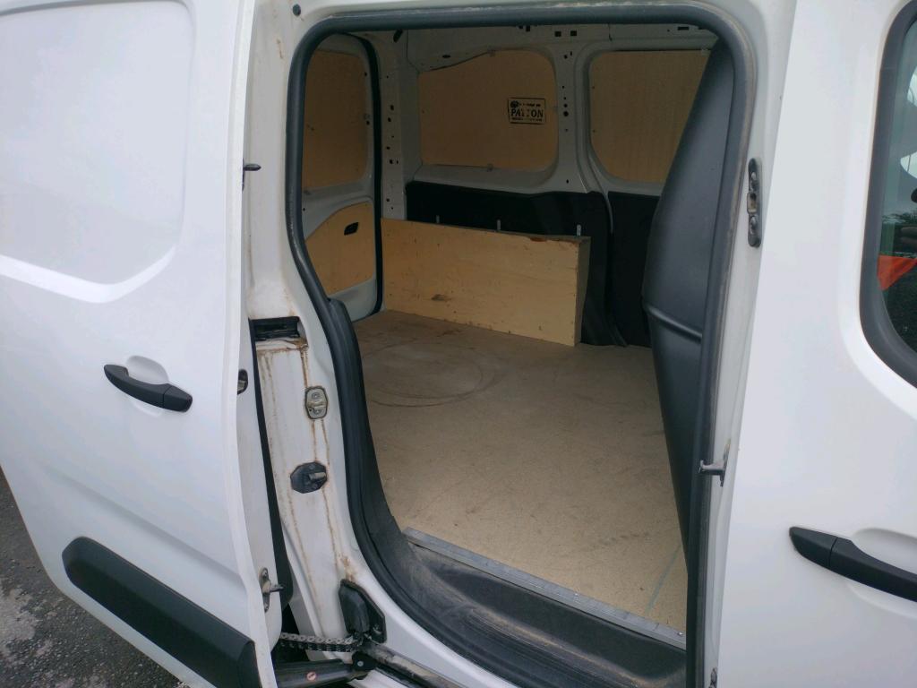 Peugeot PARTNER FOURGON STANDARD 650 KG BLUEHDI 100 S&S BVM5 PREMIUM 2020