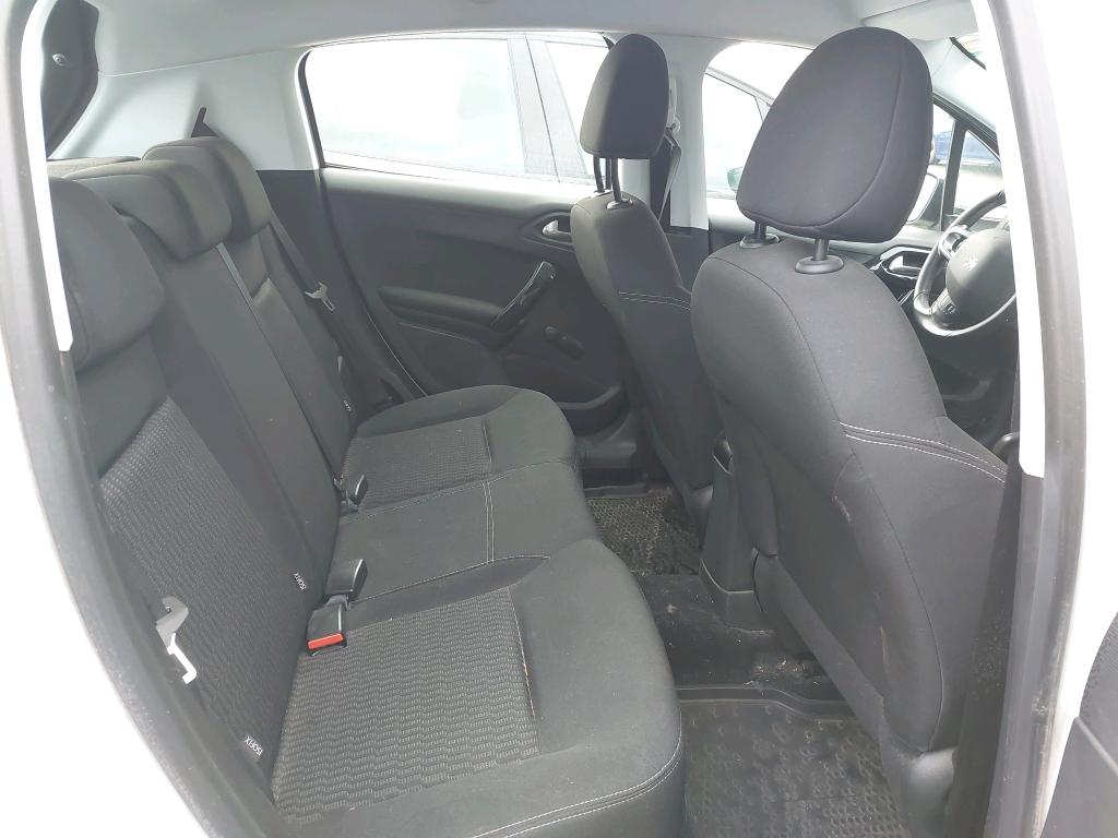 Peugeot 208 PureTech 82ch S&S BVM5 Active Business 2019