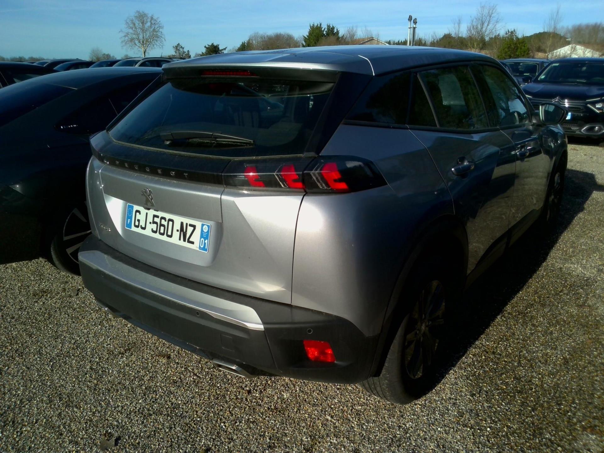 Peugeot 2008 PureTech 130 S&S BVM6 Active 2022