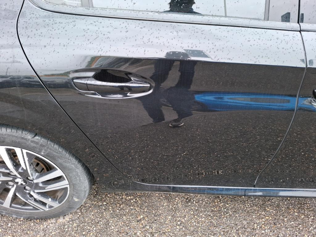 Peugeot 208 PureTech 100 S&S EAT8 Allure 2021