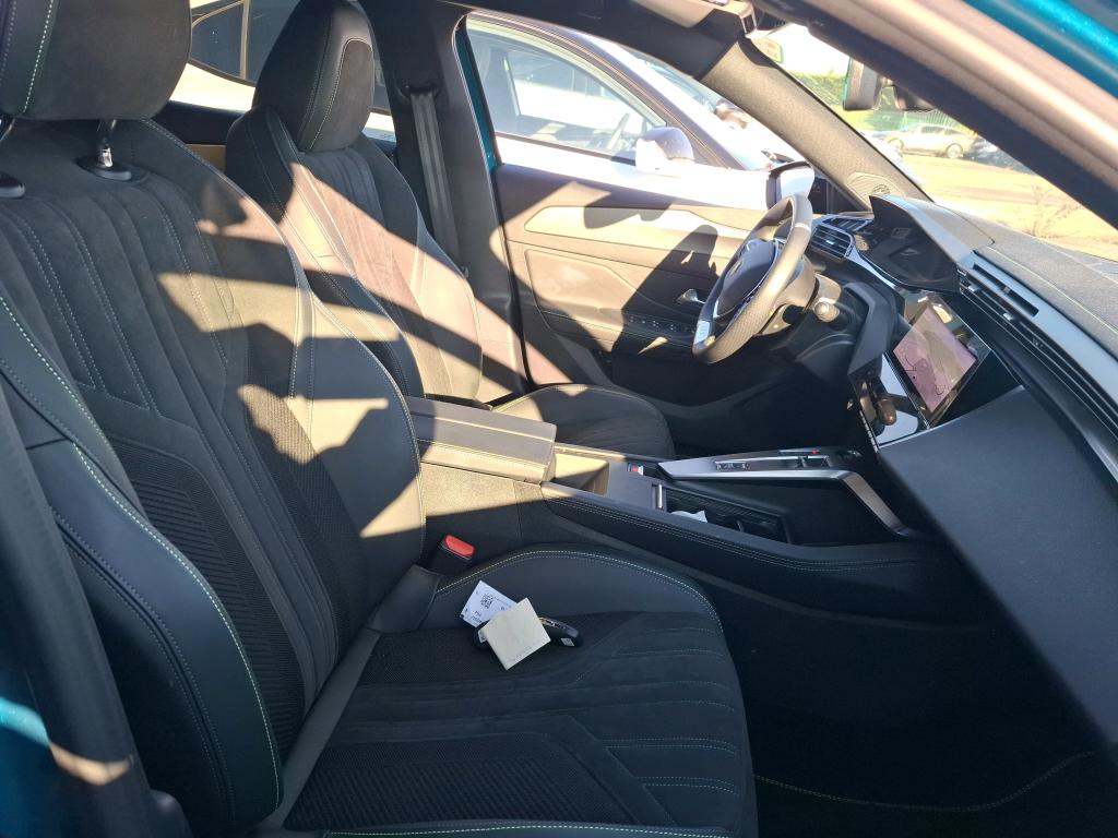 Peugeot 408 PHEV 180 e-EAT8 GT 2023