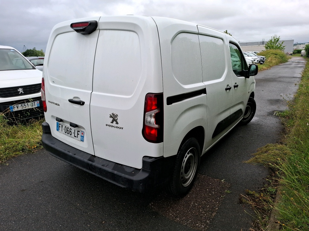 Peugeot PARTNER FOURGON STANDARD 650 KG BLUEHDI 100 S&S BVM5 ASPHALT 2021