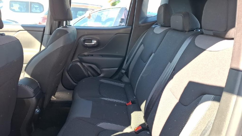 Foto Jeep Renegade 13