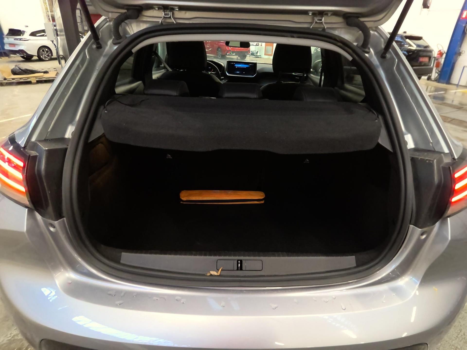 Peugeot 208 PureTech 100 S&S BVM6 Allure 2024