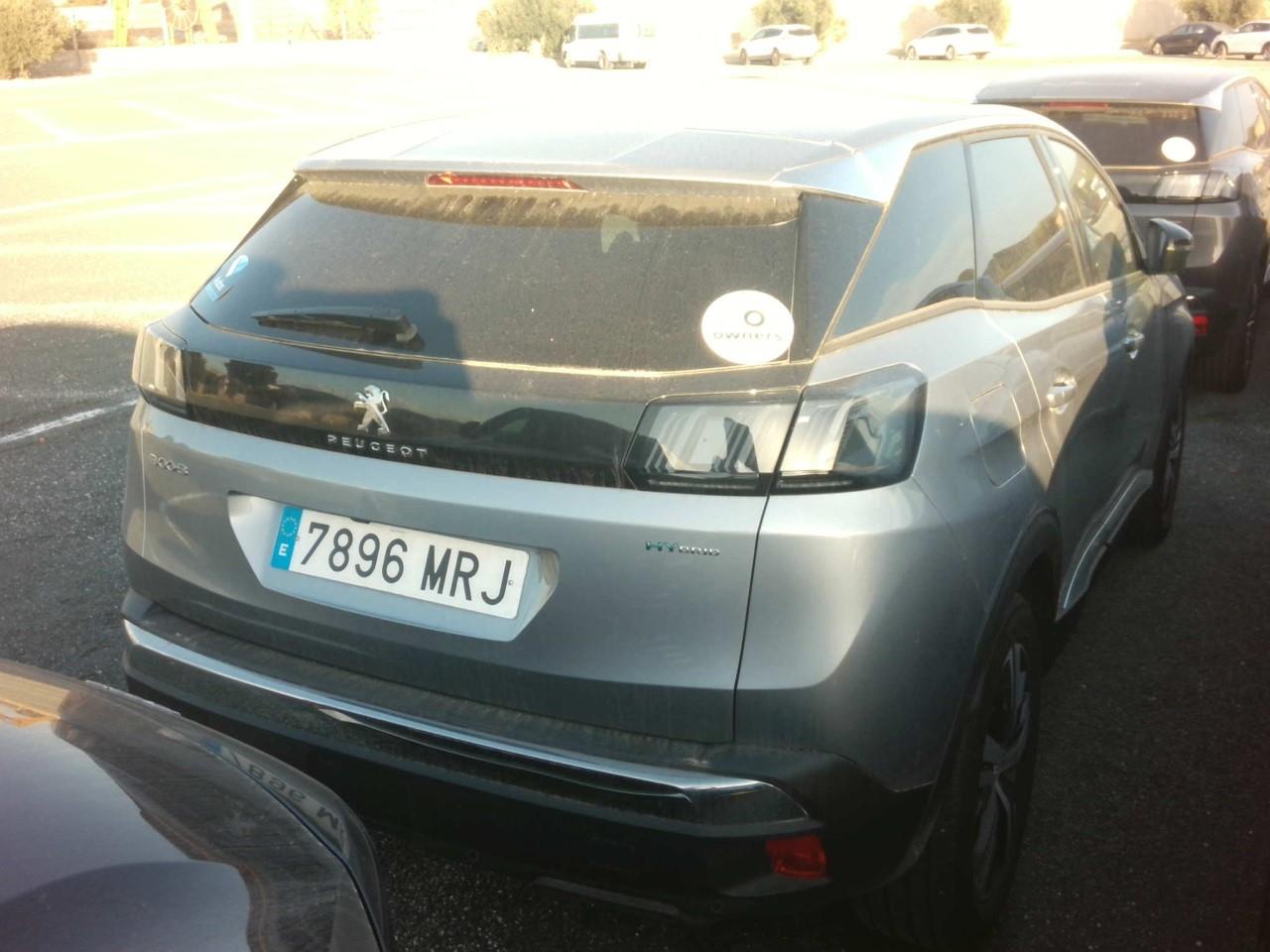 Foto Peugeot 3008 Hybrid 4