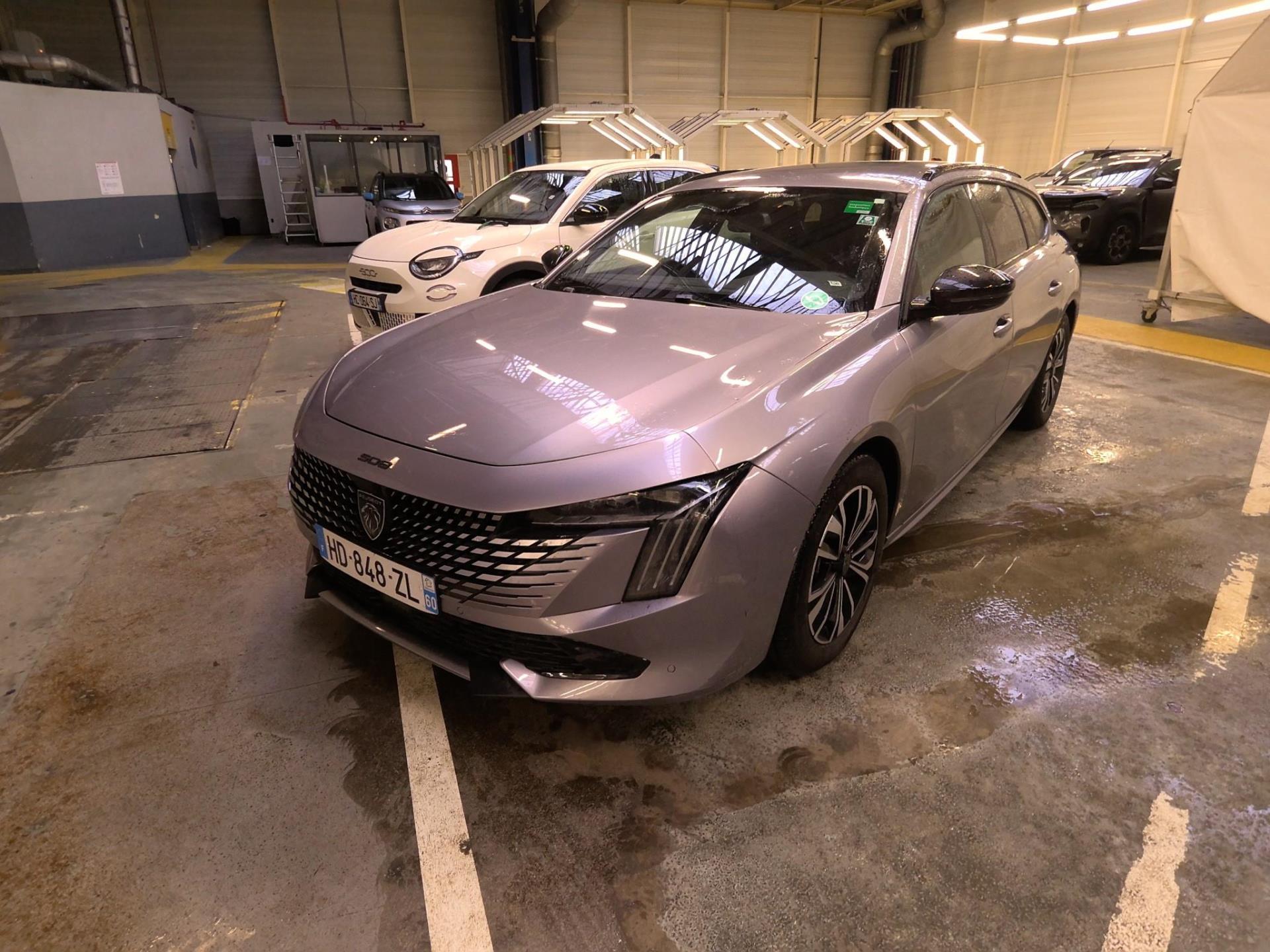 Peugeot 508 SW Hybrid 180 e-EAT8 Allure 2025
