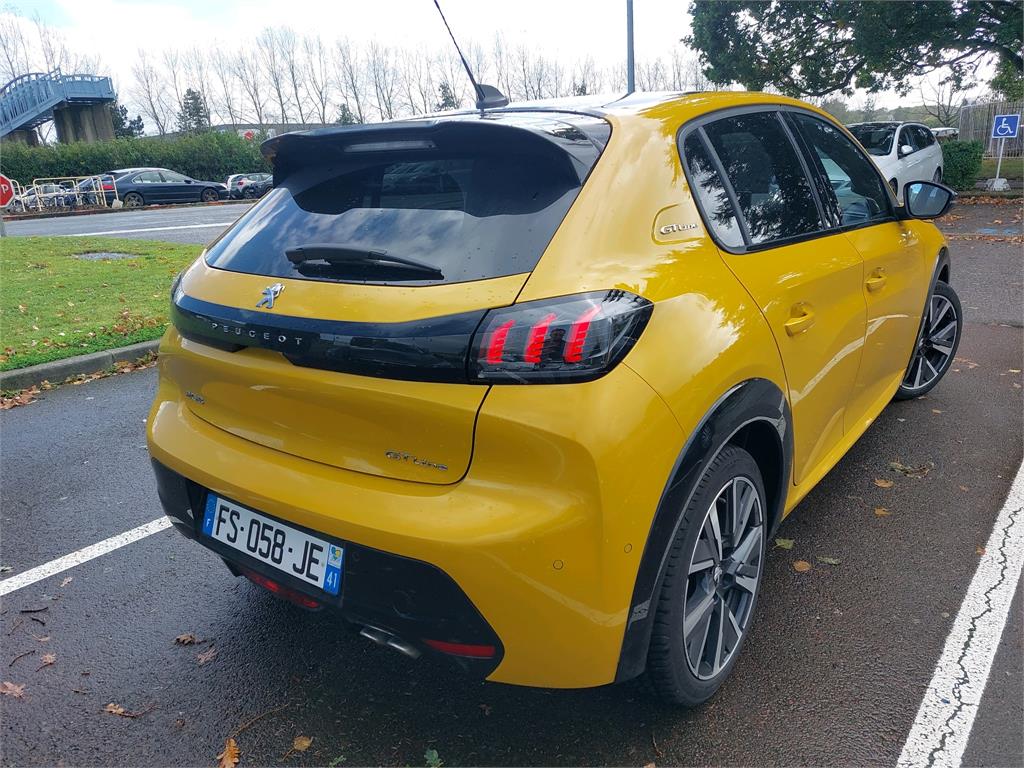 Peugeot 208 PureTech 130 S&S EAT8 GT Line 2020