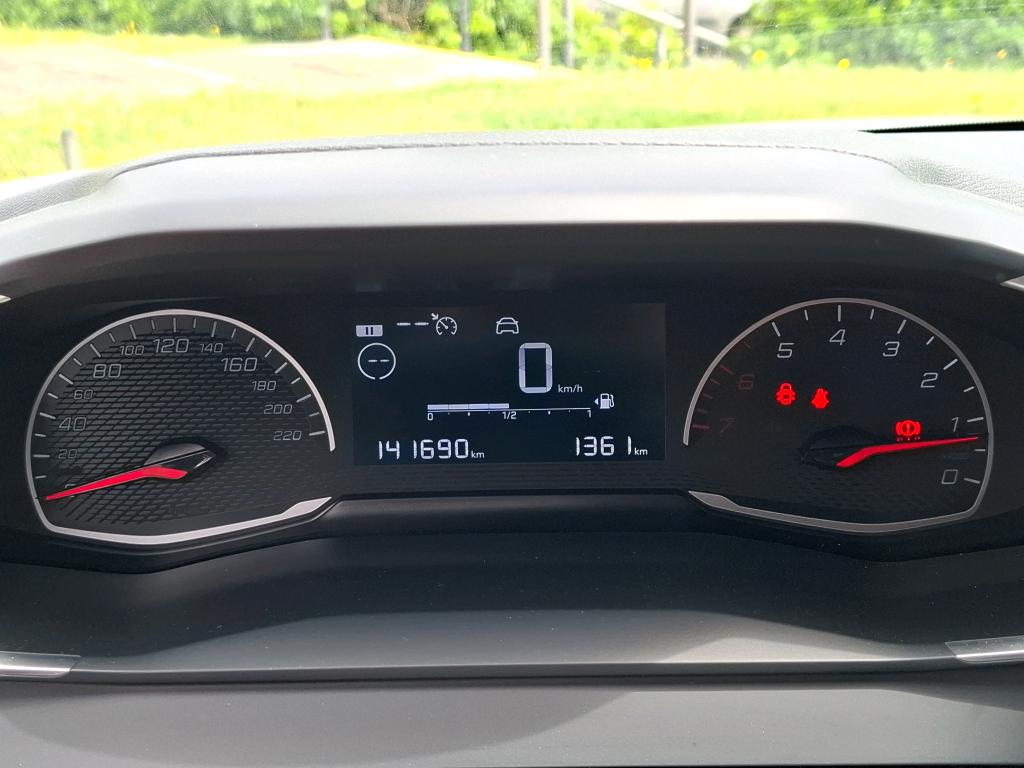 Peugeot 208 BLUEHDI 100 S&S BVM6 PREMIUM PACK 2021