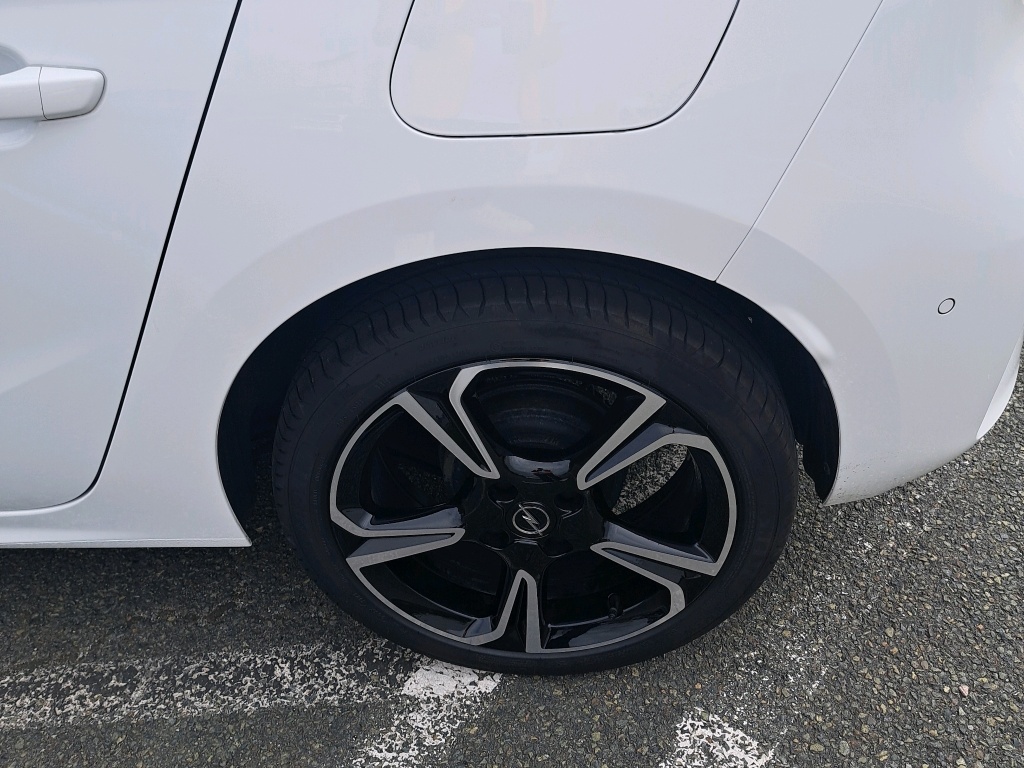 Opel Corsa 1.2 Turbo 100 ch GS 2024