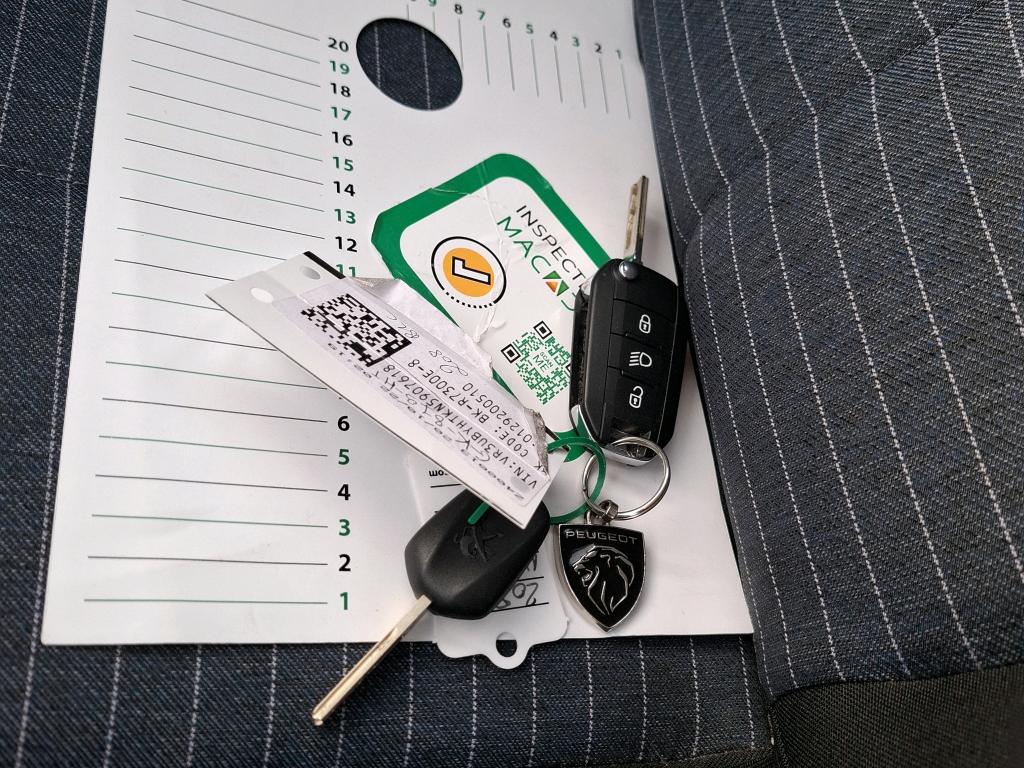 Peugeot 208 BLUEHDI 100 S&S BVM6 PREMIUM 2022