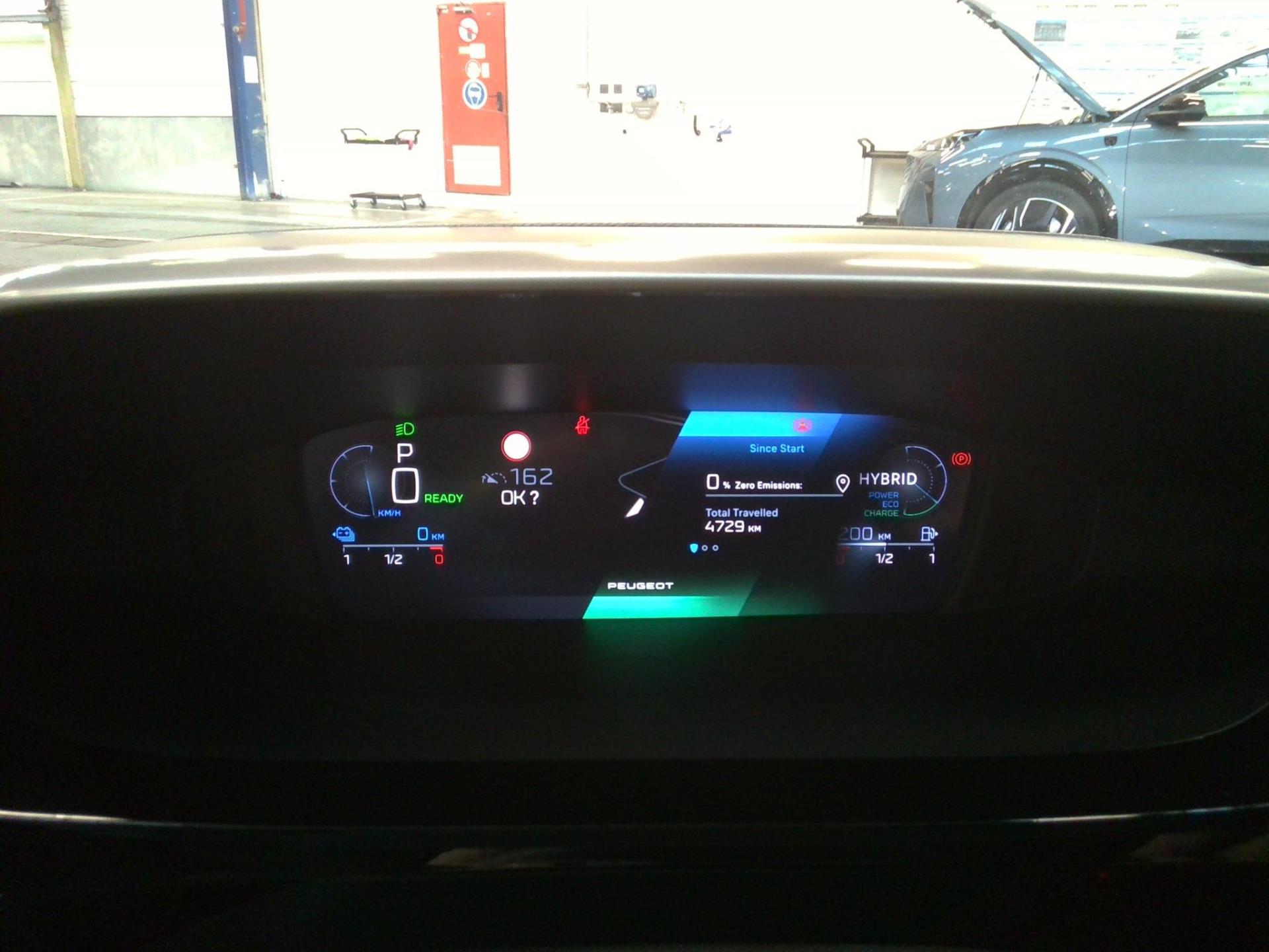 Peugeot 308 SW PHEV 180 e-EAT8 Allure 2024
