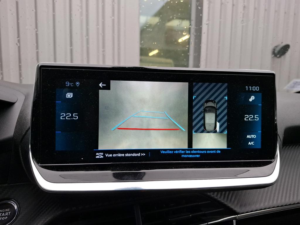 Peugeot 208 PureTech 100 S&S EAT8 Allure Business 2021