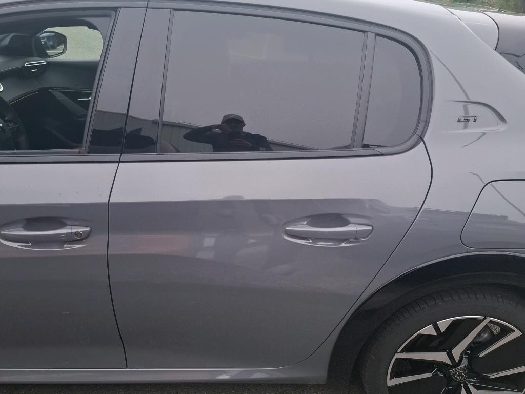 Peugeot 208 Hybrid 100 e-DCS6 GT 2025