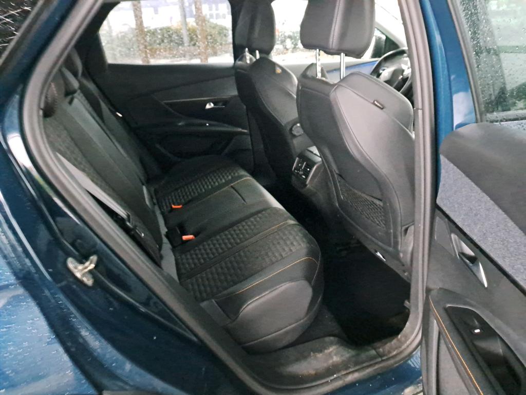 Peugeot 3008 Hybrid 225 e-EAT8 Roadtrip 2022