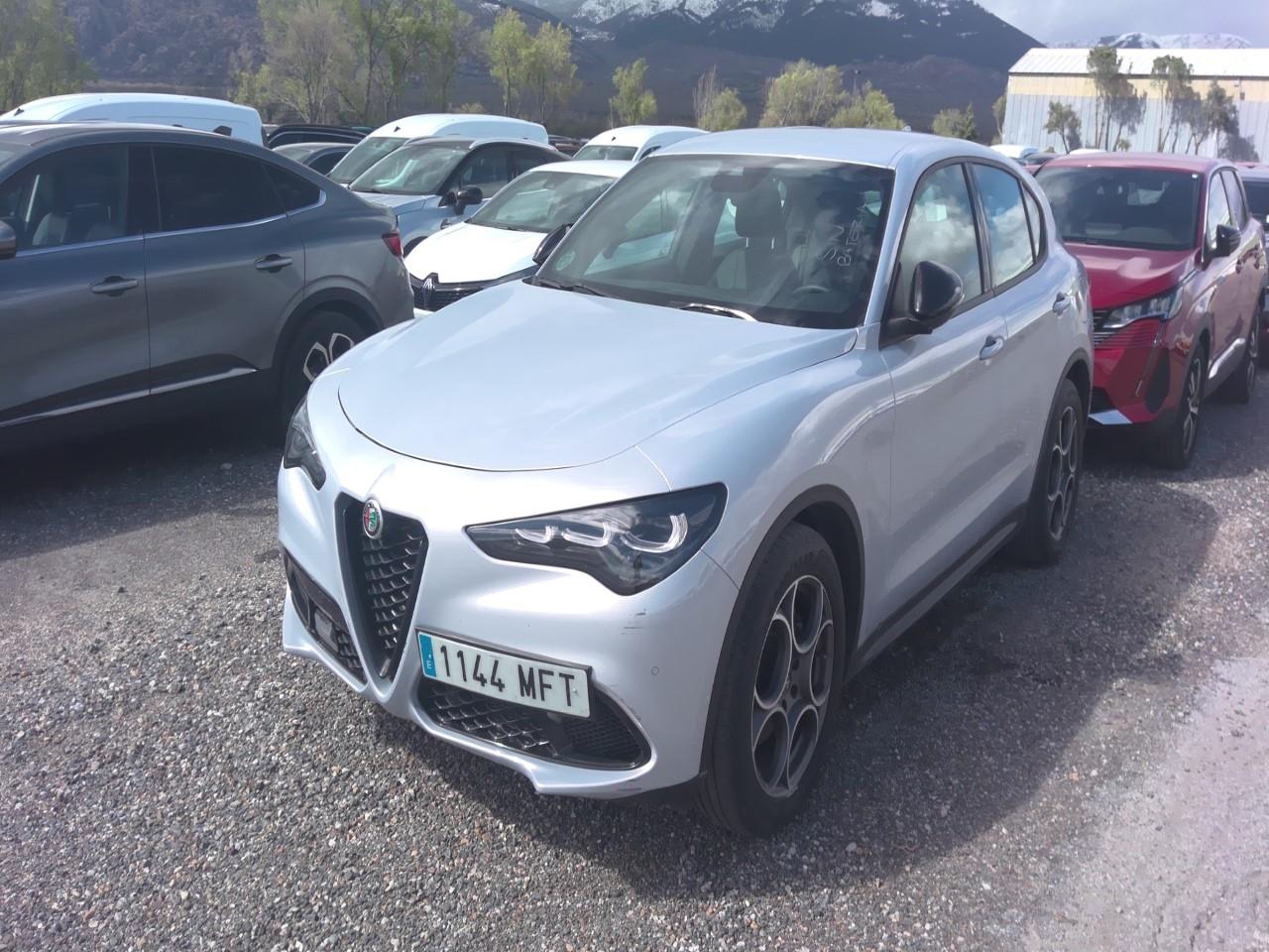 Foto Alfa Romeo Stelvio 2
