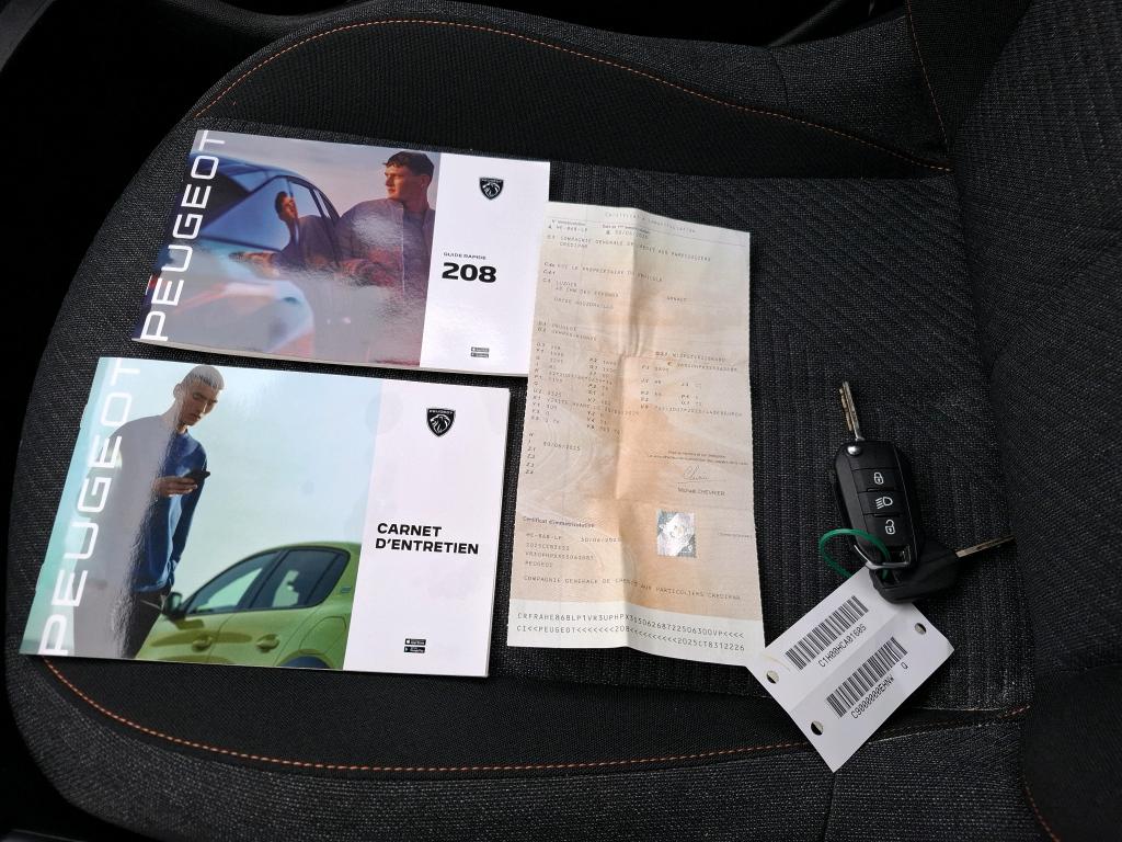 Peugeot 208 Hybrid 110 ch e-DCS6 Style 2025