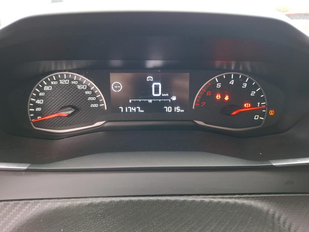 Peugeot 208 BLUEHDI 100 S&S BVM6 PREMIUM 2021