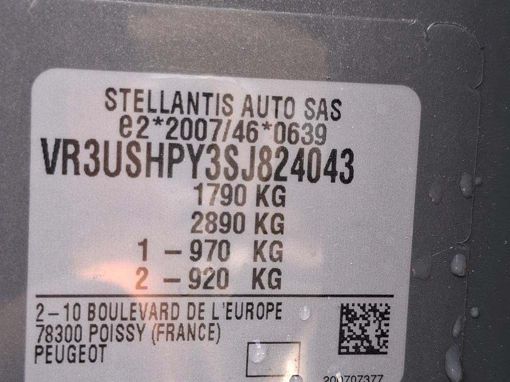 Peugeot 2008 Hybrid 145 ch e-DCS6 GT 2025