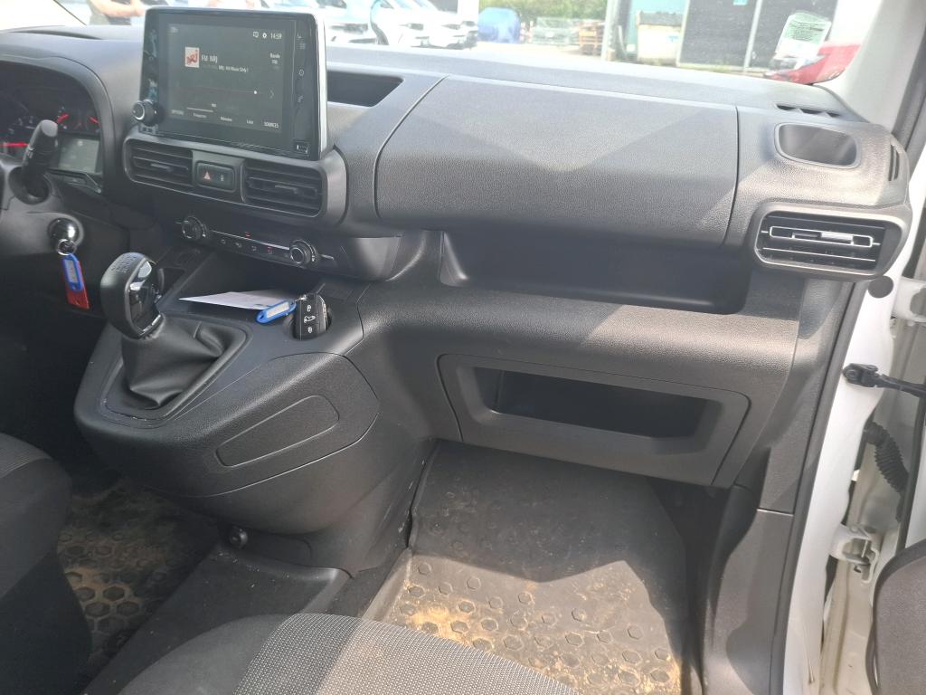 Opel COMBO CARGO 1.5 100 CH S/S L1H1 BVM6 STANDARD PACK CLIM 2021