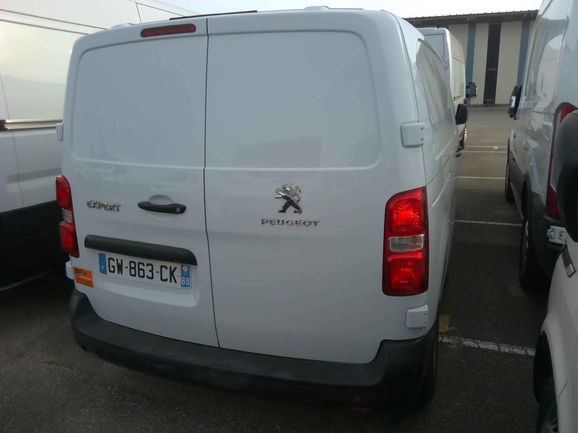 Peugeot EXPERT FGN M BLUEHDI 145 S&S EAT8  2024