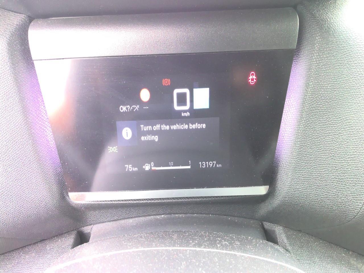 Foto Citroën C4 X 5