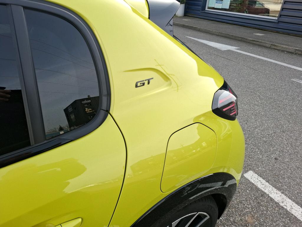 Peugeot 208 Hybrid 100 e-DCS6 GT 2025