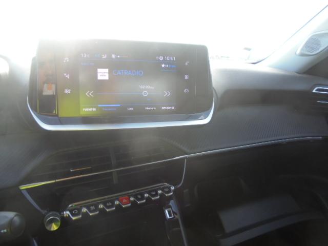 Foto Peugeot 2008 10